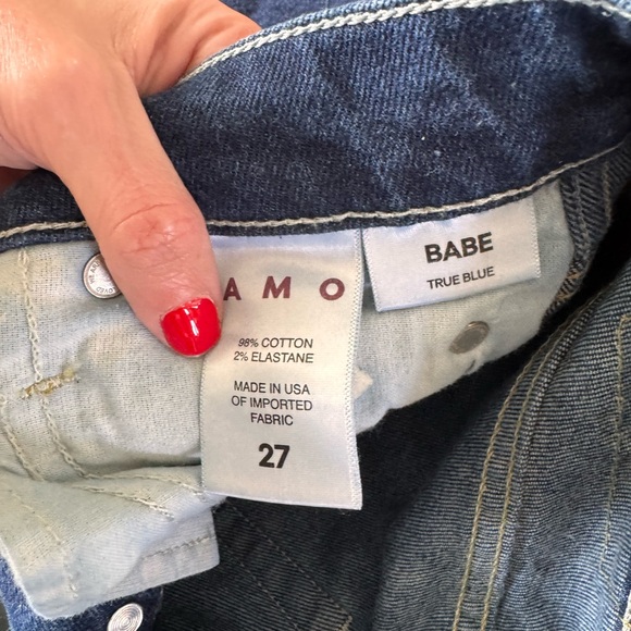 AMO Jeans - Picture 5 of 5